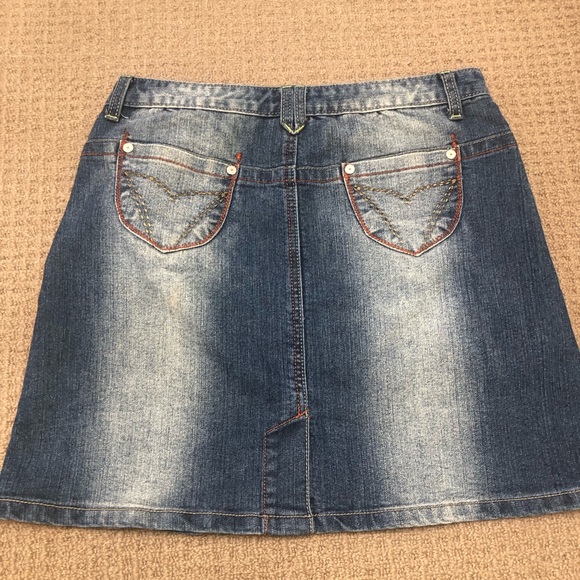 SOLD - Picture 4 of 6